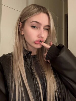 Влада (Whylollycry)