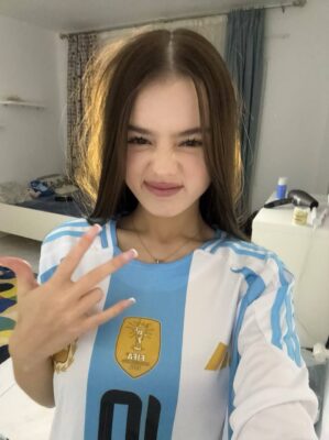Вика Xdhka (xDshka)