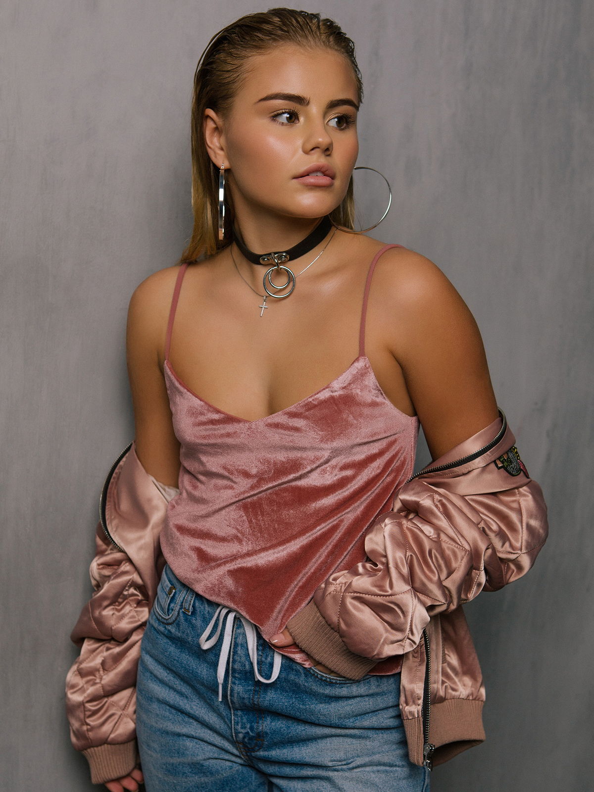 Анюта Золотаренко порно